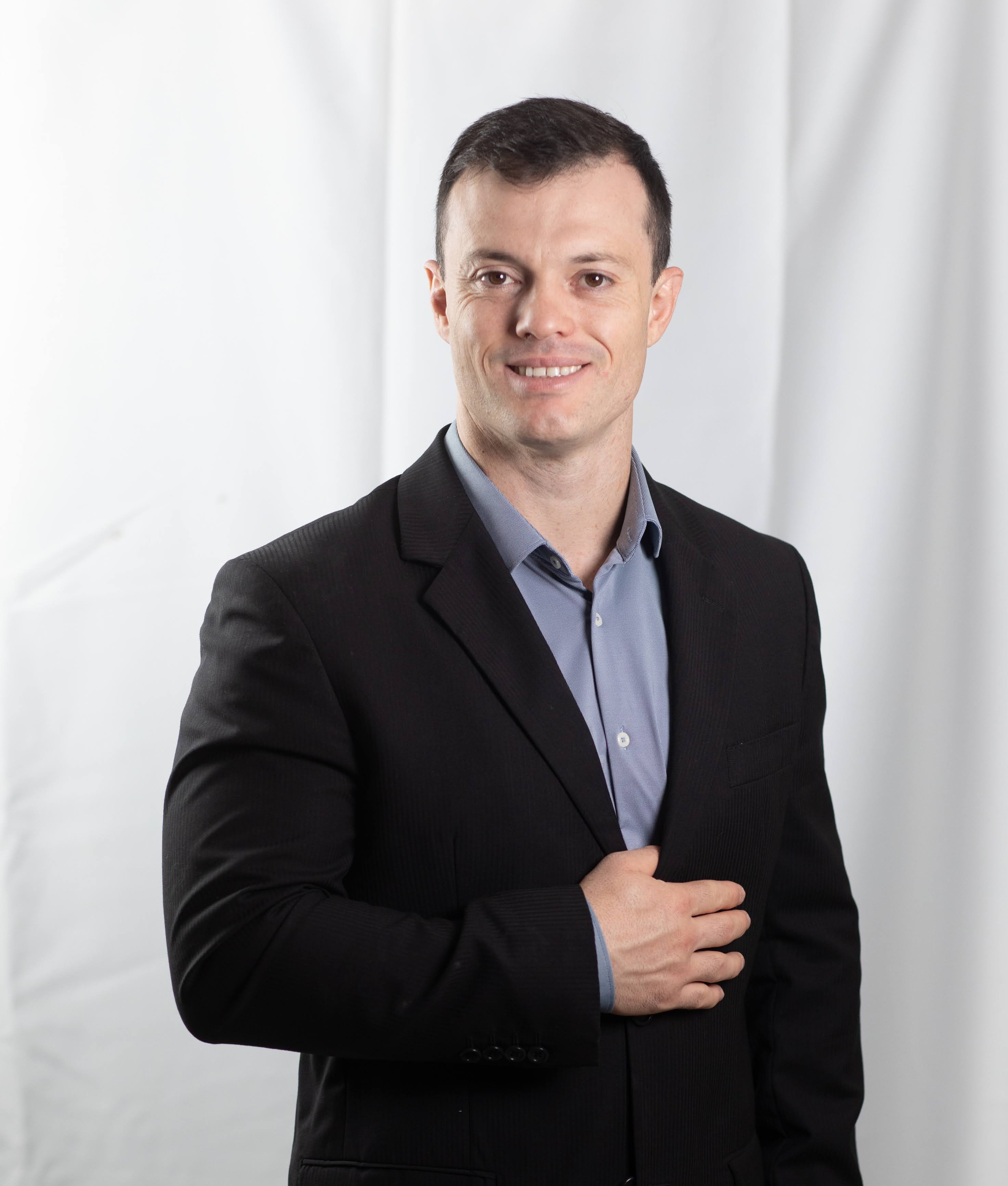 Dr. Fernando Filho Portrait